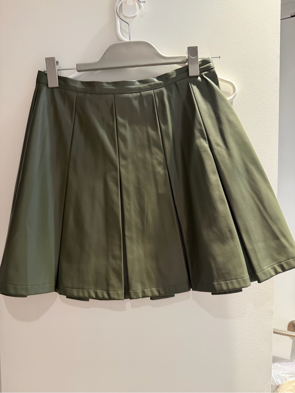 Ces Femme Green Faux Leather Pleated Skirt
